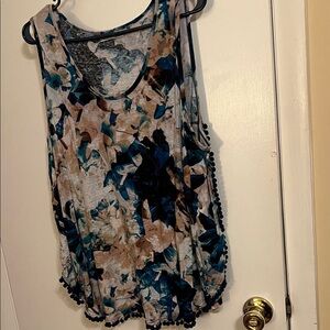 Jennifer Lopez Floral Sleeveless Top - Blue and Tan